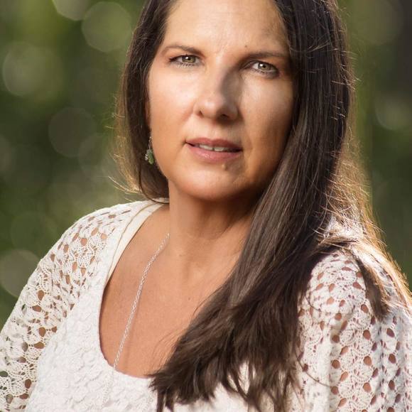 Meet your Posher, Kathy - Picture 1 of 1